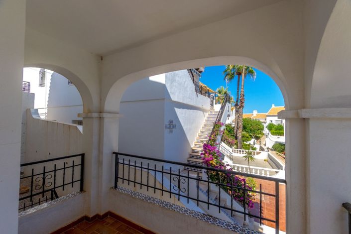 Image No.42-3 Bed Townhouse for sale