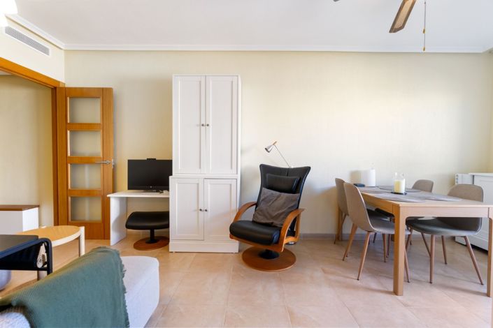 Image No.6-2 Bed Property for sale