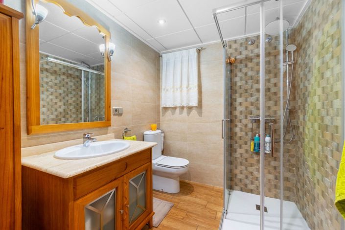 Image No.13-3 Bed Villa for sale