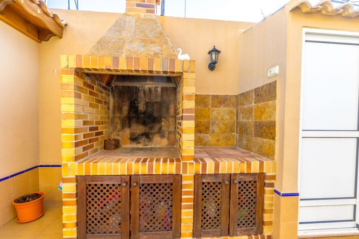 Image No.25-3 Bed Villa for sale