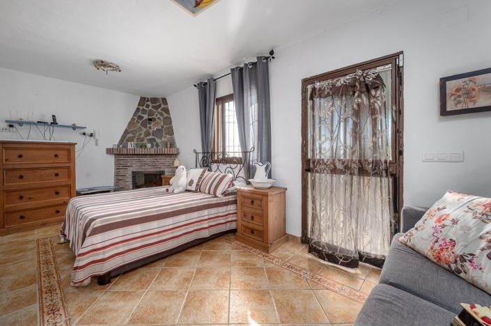 Image No.11-3 Bed Villa for sale