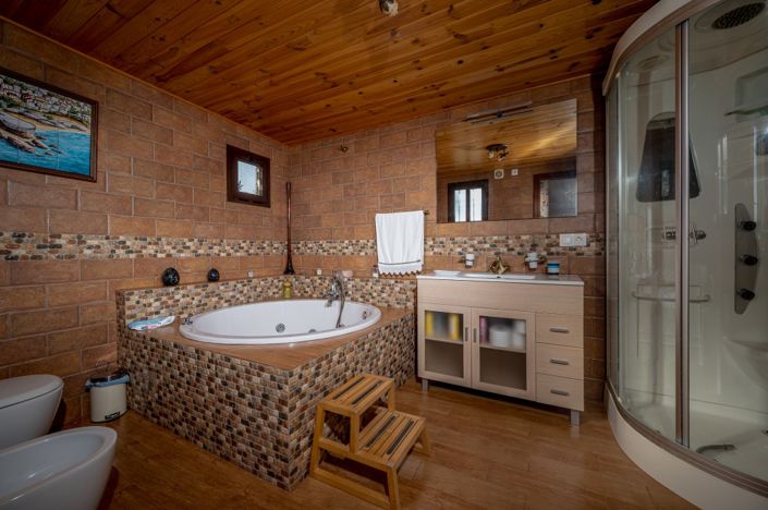 Image No.9-3 Bed Villa for sale