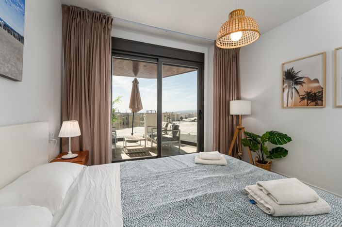 Image No.10-2 Bed Apartment for sale