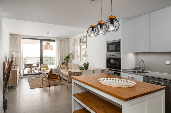 Image No.19-2 Bed Apartment for sale