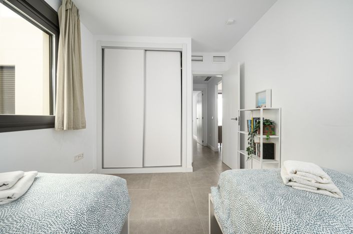 Image No.3-2 Bed Apartment for sale