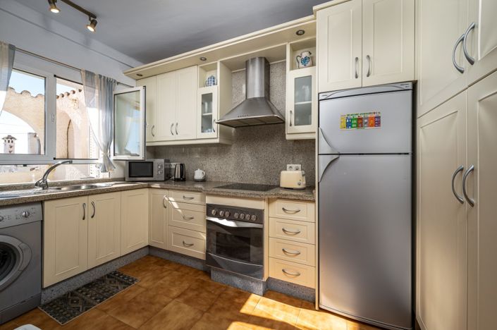 Image No.16-2 Bed Apartment for sale