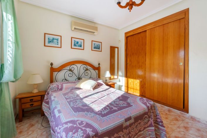 Image No.10-3 Bed Villa for sale