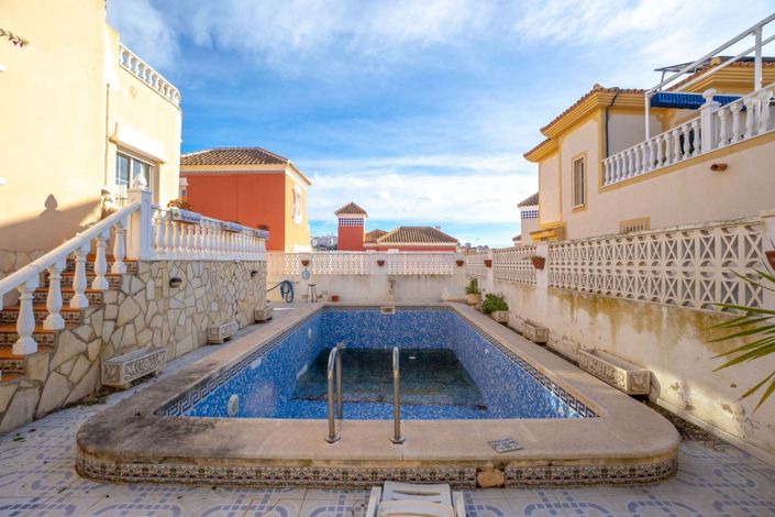 Image No.24-3 Bed Villa for sale