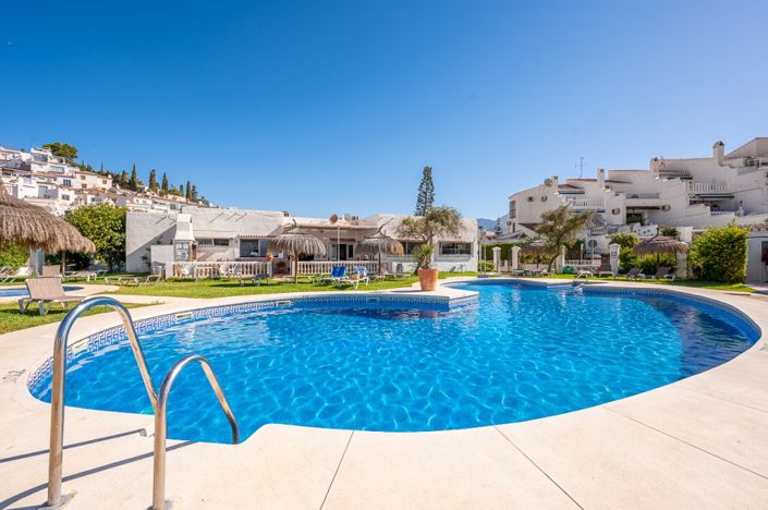 Image No.33-2 Bed Townhouse for sale