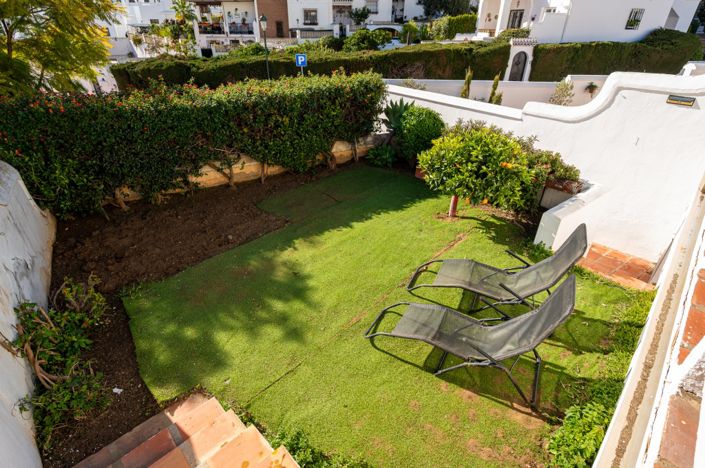 Image No.6-2 Bed Townhouse for sale