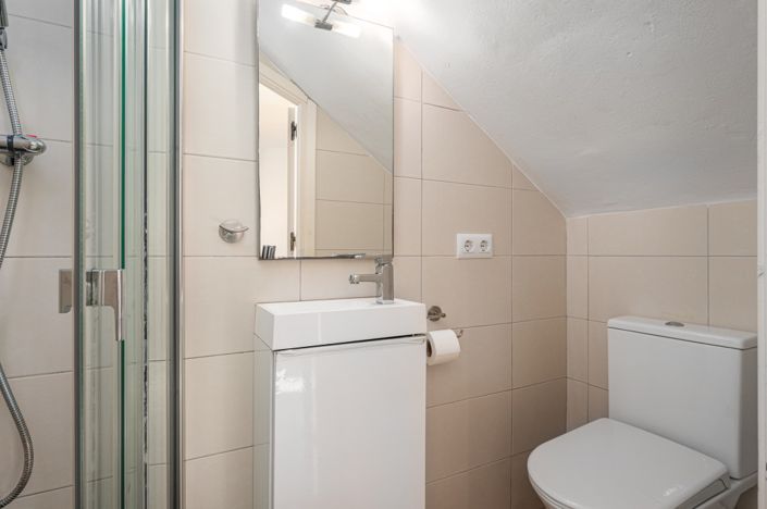 Image No.11-3 Bed Semi-Detached for sale