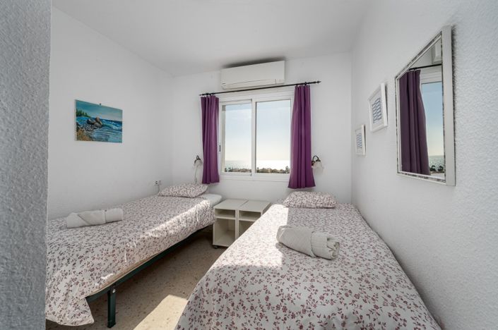 Image No.12-3 Bed Semi-Detached for sale