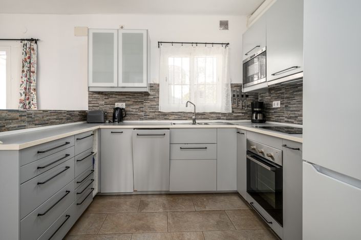 Image No.5-3 Bed Semi-Detached for sale