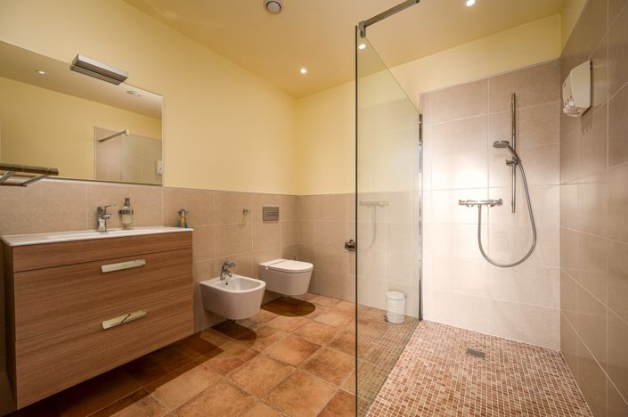 Image No.12-3 Bed Villa for sale