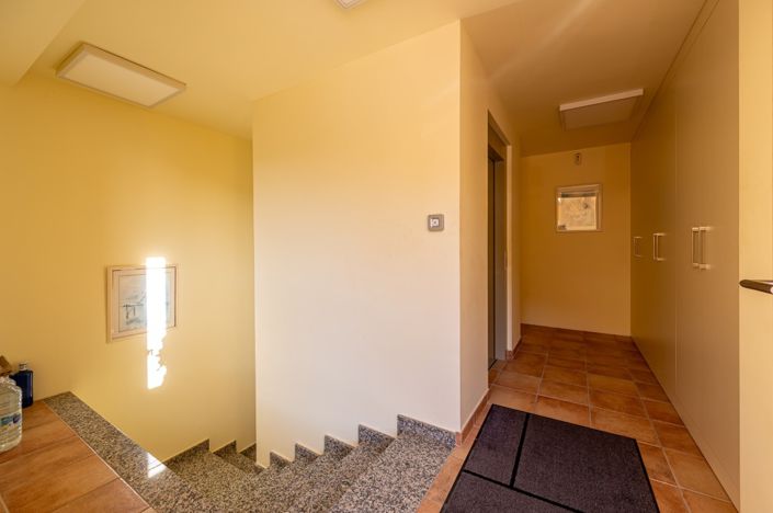 Image No.18-3 Bed Villa for sale