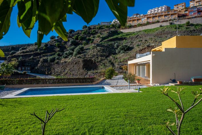 Image No.24-3 Bed Villa for sale