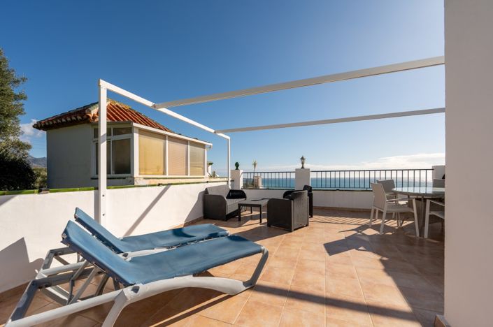 Image No.19-4 Bed Townhouse for sale