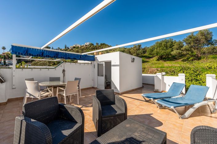 Image No.21-4 Bed Townhouse for sale