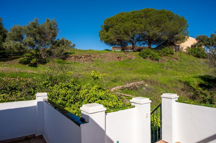 Image No.25-4 Bed Townhouse for sale