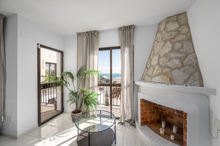 Image No.5-4 Bed Townhouse for sale