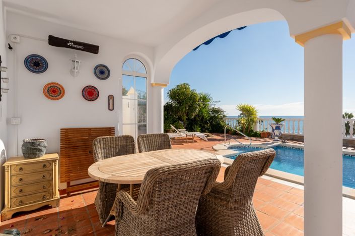 Image No.4-3 Bed Villa for sale