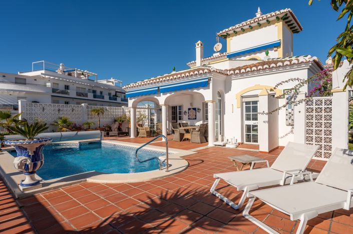 Image No.5-3 Bed Villa for sale