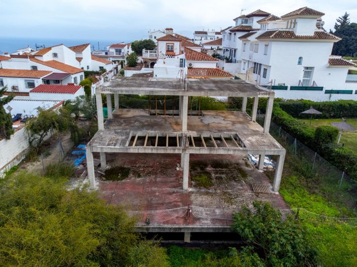 Image No.6-Villa de 4 chambres à vendre à Manilva