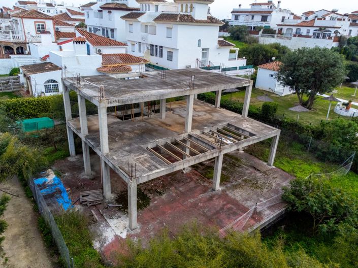 Image No.7-Villa de 4 chambres à vendre à Manilva