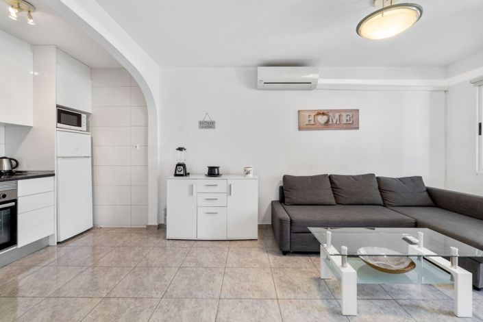 Image No.4-2 Bed Townhouse for sale