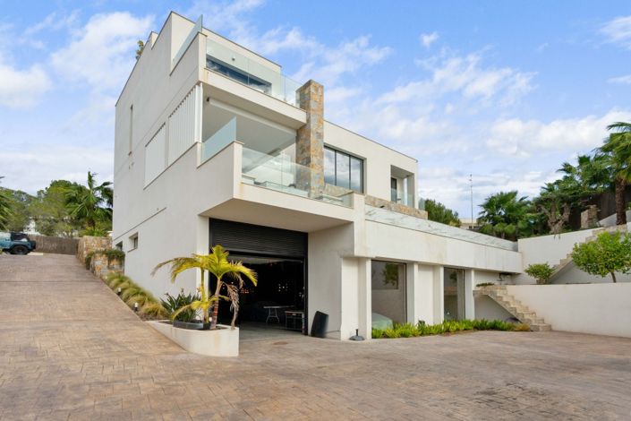 Image No.43-4 Bed Villa for sale