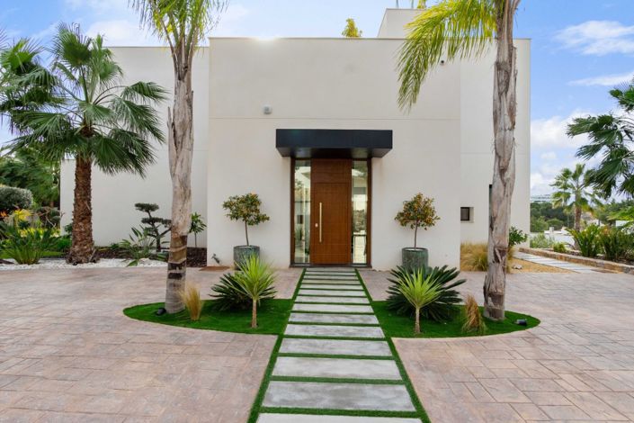 Image No.45-4 Bed Villa for sale