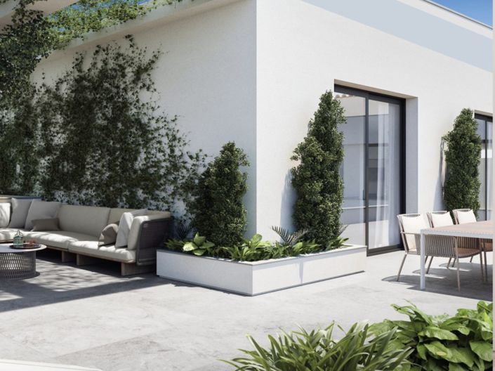 Image No.10-3 Bed Property for sale