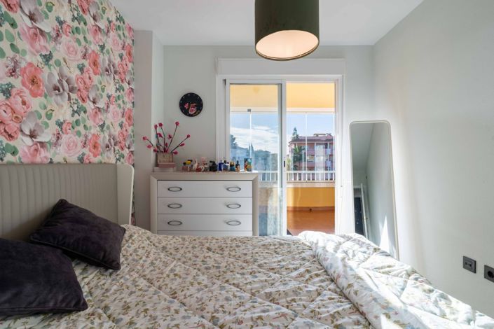 Image No.10-2 Bed Apartment for sale