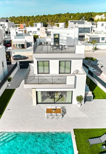 Image No.4-4 Bed Villa for sale