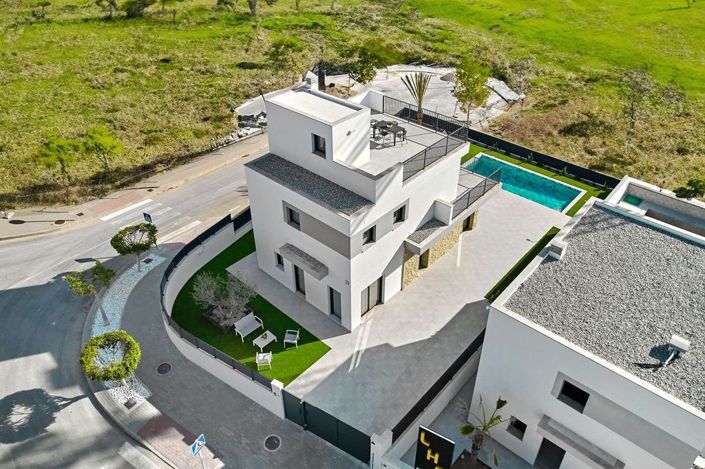 Image No.56-4 Bed Villa for sale