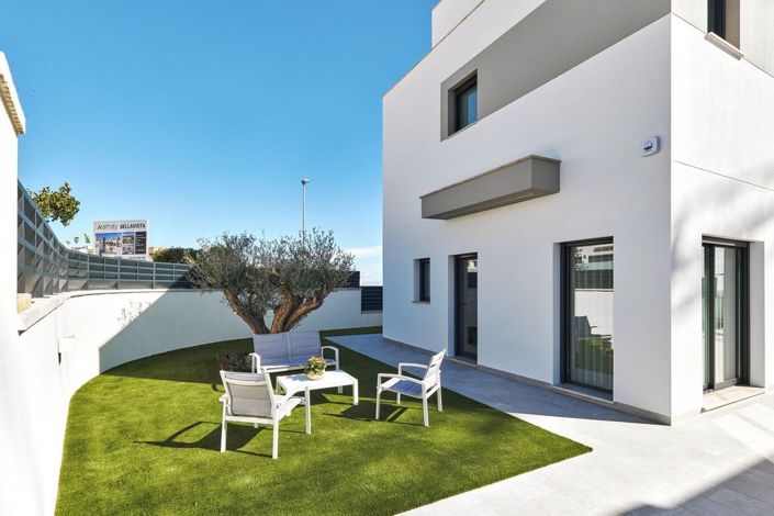 Image No.6-4 Bed Villa for sale