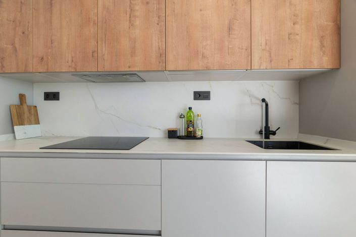 Image No.3-3 Bed Property for sale