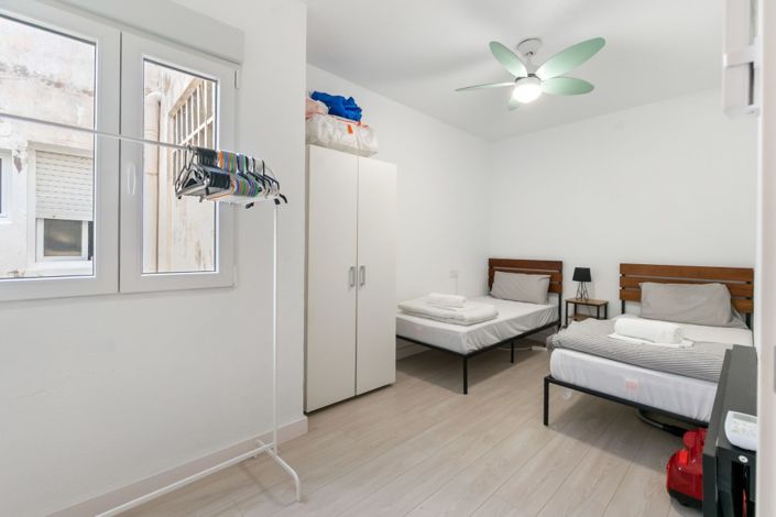 Image No.12-3 Bed Apartment for sale