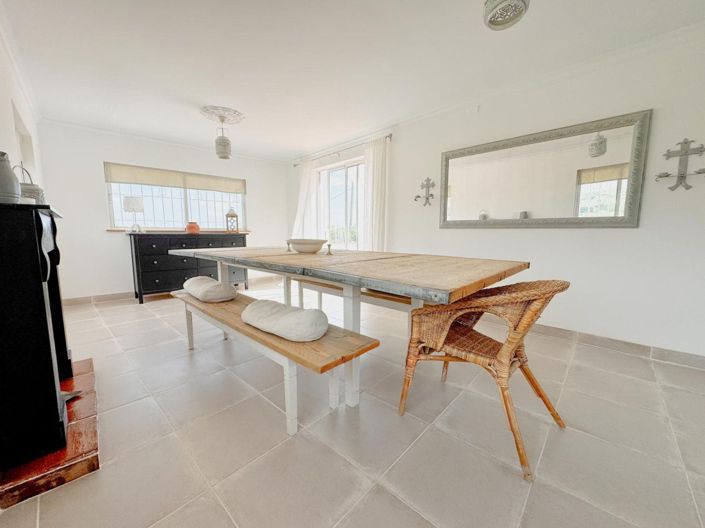 Image No.14-6 Bed Villa for sale