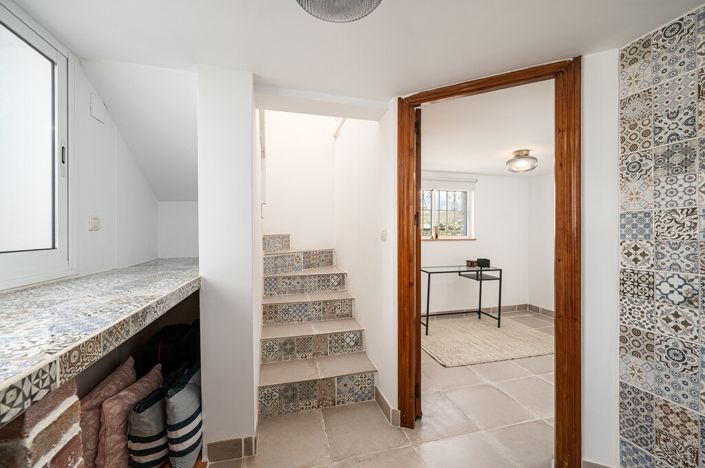 Image No.30-6 Bed Villa for sale