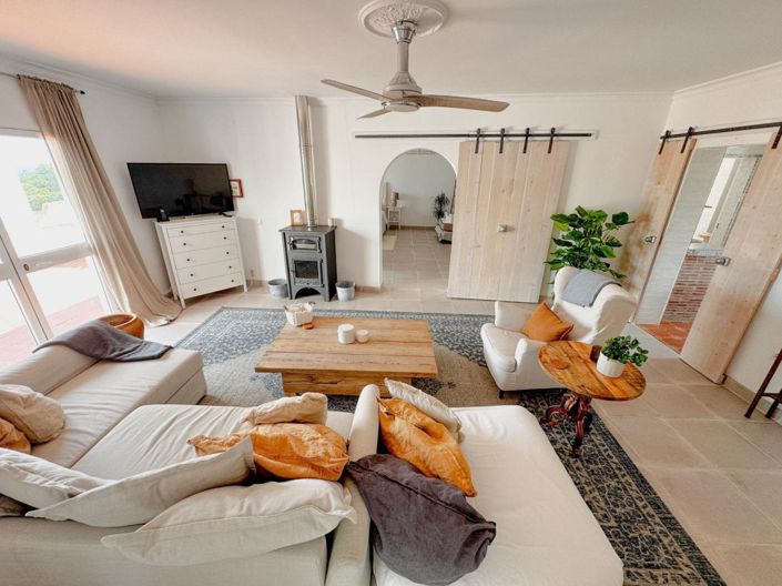 Image No.31-6 Bed Villa for sale