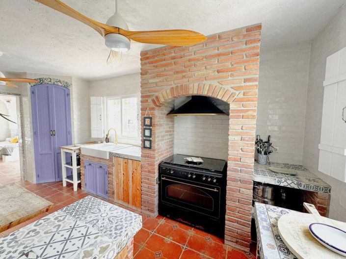 Image No.37-6 Bed Villa for sale