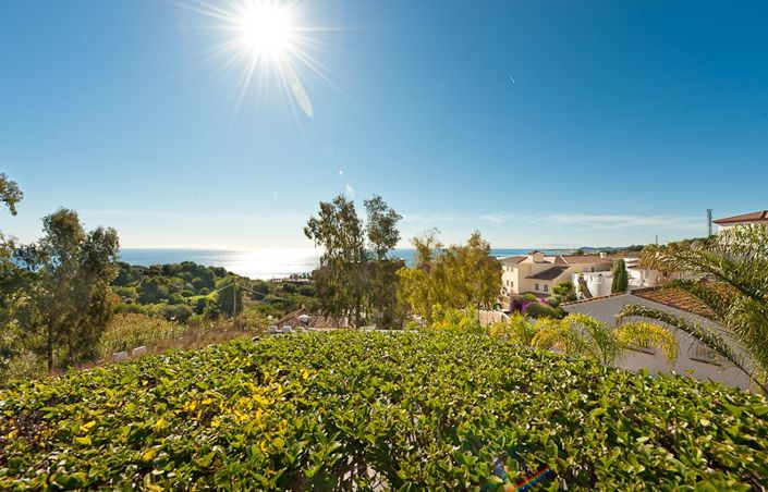 Image No.2-7 Bed Villa for sale