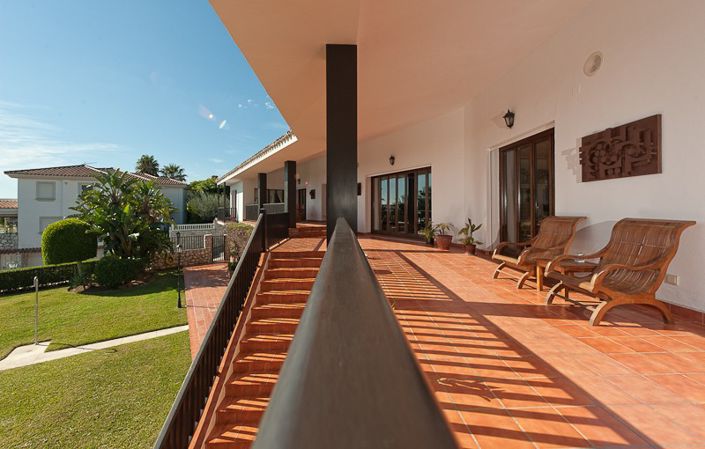 Image No.7-7 Bed Villa for sale