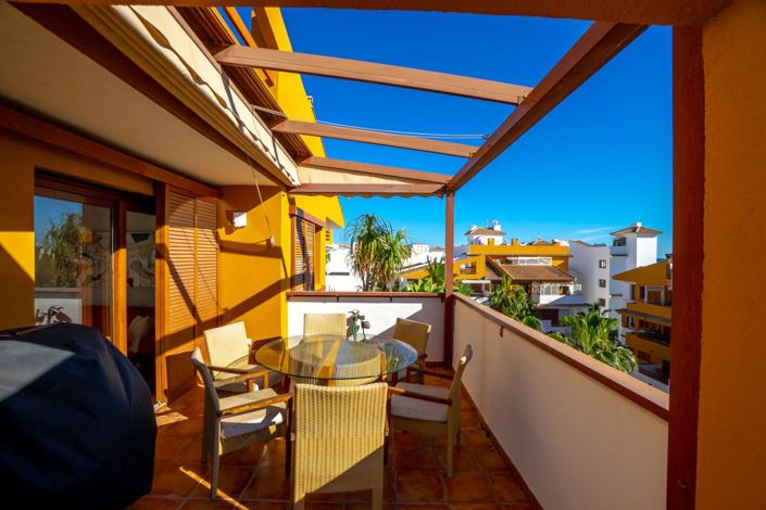 Image No.23-2 Bed Property for sale