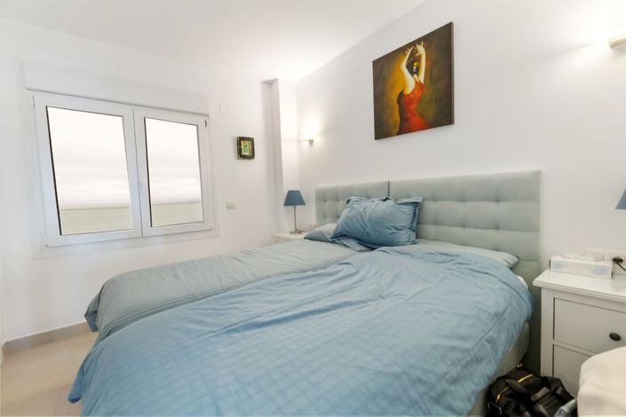 Image No.31-4 Bed Property for sale