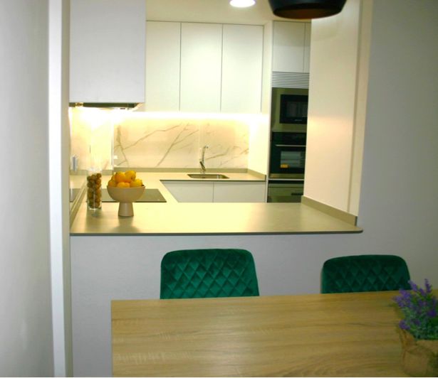 Image No.6-2 Bed Property for sale