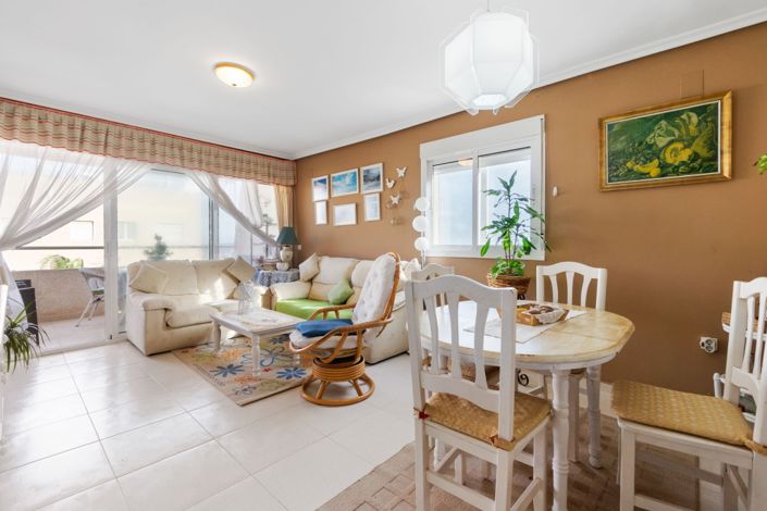 Image No.7-3 Bed Property for sale