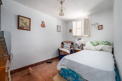 bzpaap121173047681024v0dc54