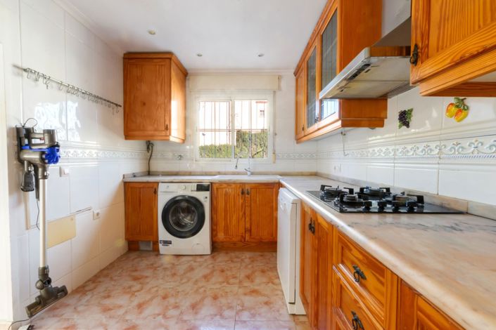 Image No.5-3 Bed Villa for sale